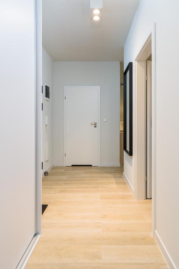Apartments Poznan Fabryczna By Renters المظهر الخارجي الصورة